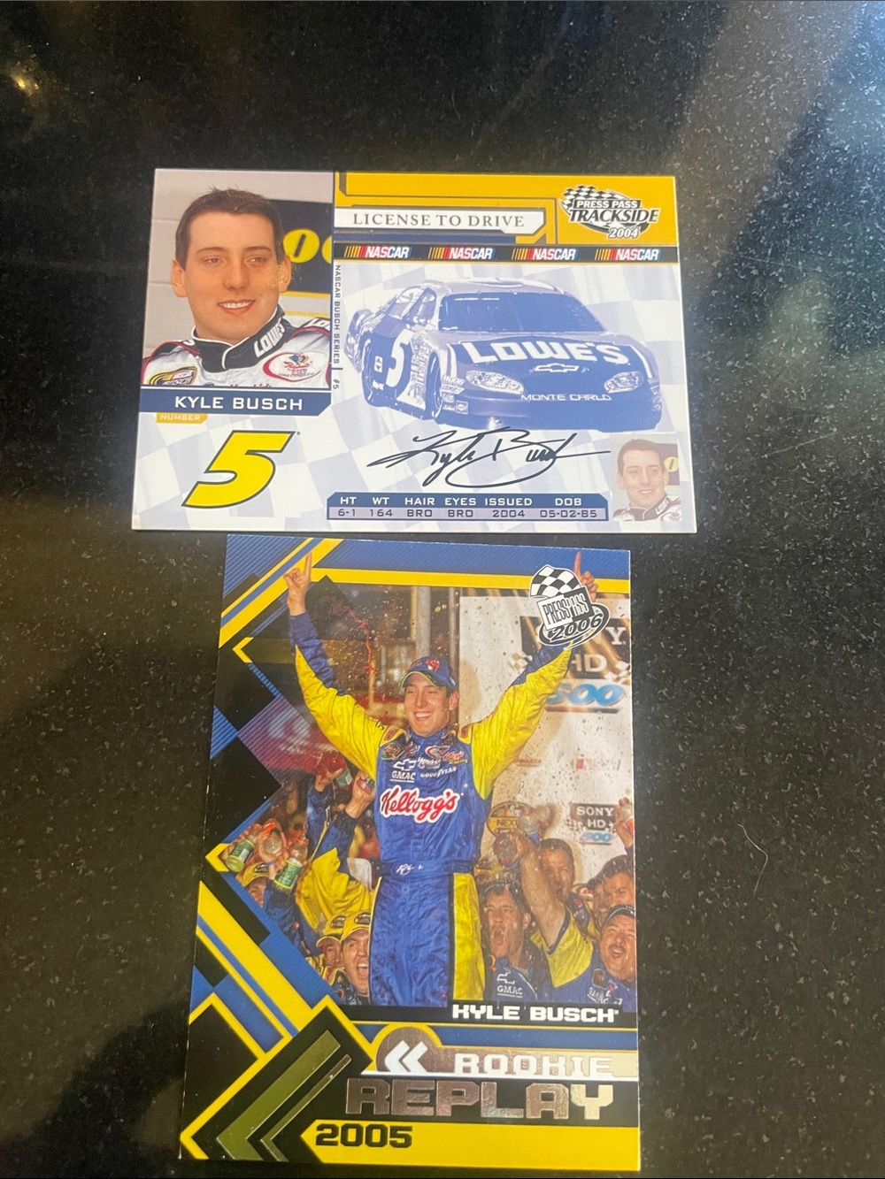 Kyle Busch 2005 Rookie Replay Racing Card - Blue & Yellow